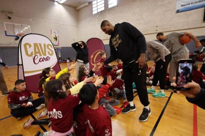 假装思考 假装思考